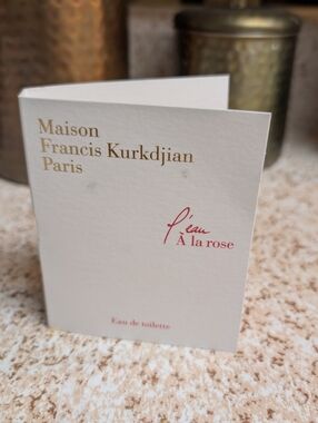 Women's White Gold N Pink Card